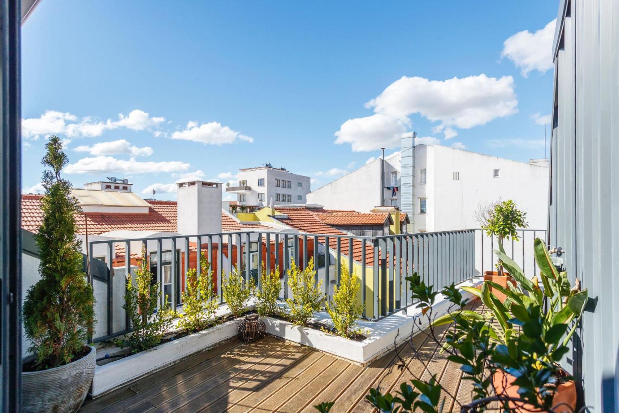 Luxury Suite With Balcony And Shared Accommodation In The Parque Eduardo VII Area Lisboa المظهر الخارجي الصورة